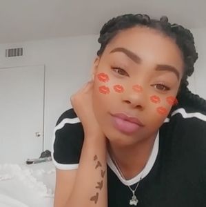 Meet your Posher, Jasmine